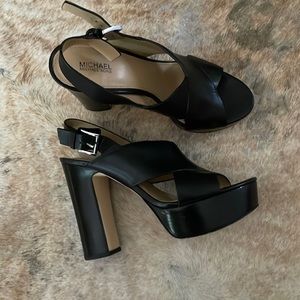 Black leather platform sandals Michael Kors